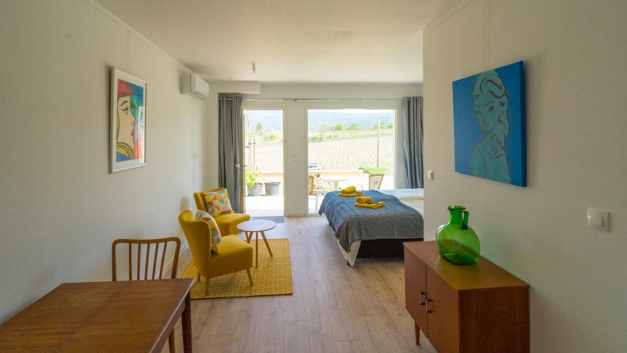 Вилла Les Terrasses De Cascavelle Blauvac Экстерьер фото